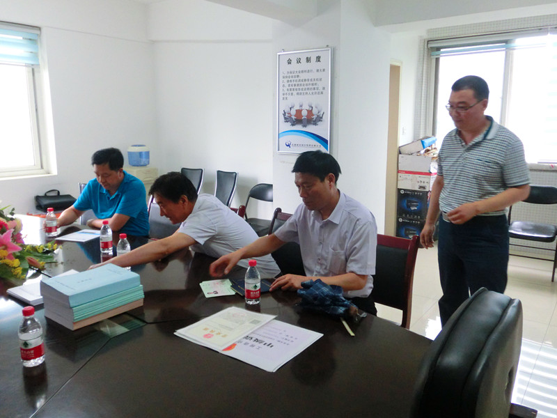 興平市公安局領導來億誠建設考察 興平市公安局領導來億誠建設考察