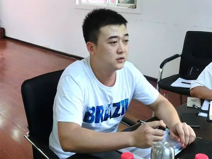 億誠建設(shè)各部門部長做半年匯報 億誠建設(shè)各部門部長做半年匯報