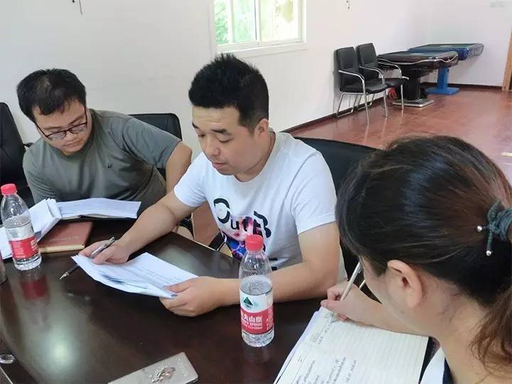 億誠建設(shè)各部門部長做半年匯報 億誠建設(shè)各部門部長做半年匯報