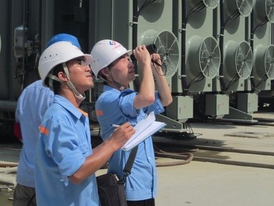 監理員們 監理員們