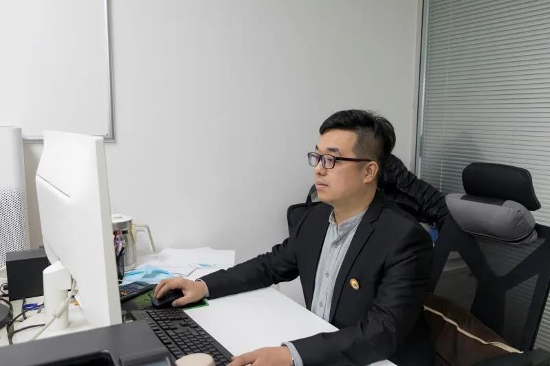 “平凡不平庸”雁塔區勞動模范-億誠公司李航 “平凡不平庸”雁塔區勞動模范-億誠公司李航