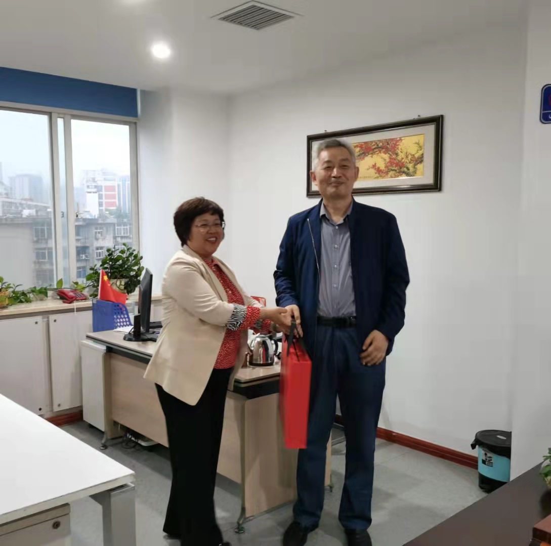 花好月圓,情暖中秋|億誠公司祝大家中秋節快樂! 花好月圓,情暖中秋|億誠公司祝大家中秋節快樂!