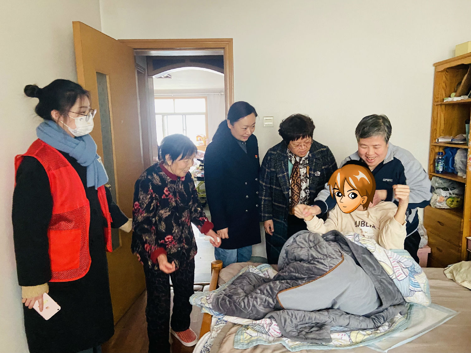 億誠董事長走訪慰問困難女性 億誠董事長走訪慰問困難女性