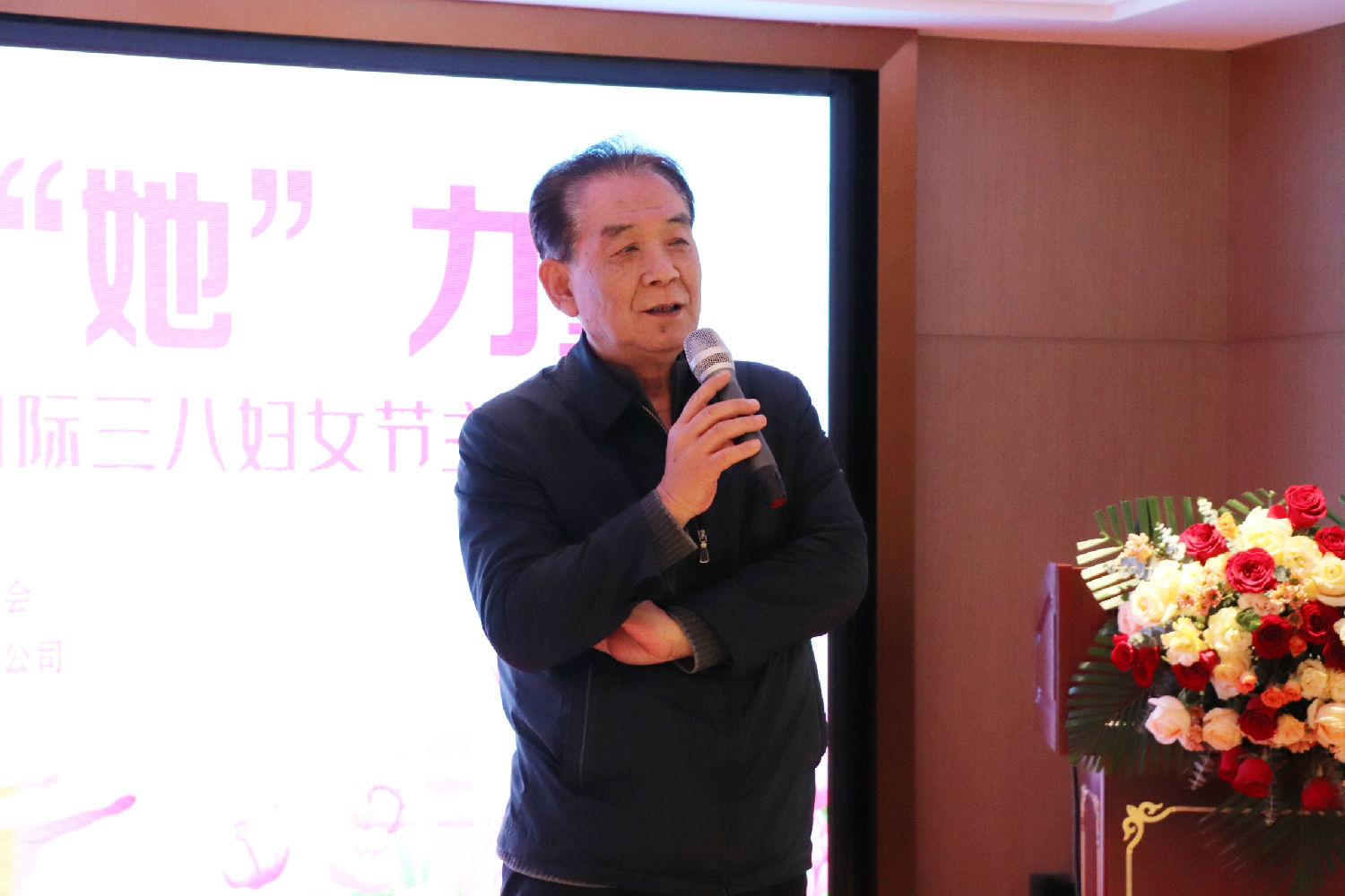 4e1c43d1bc618748d5dad929645d2c4.jpg 4e1c43d1bc618748d5dad929645d2c4.jpg